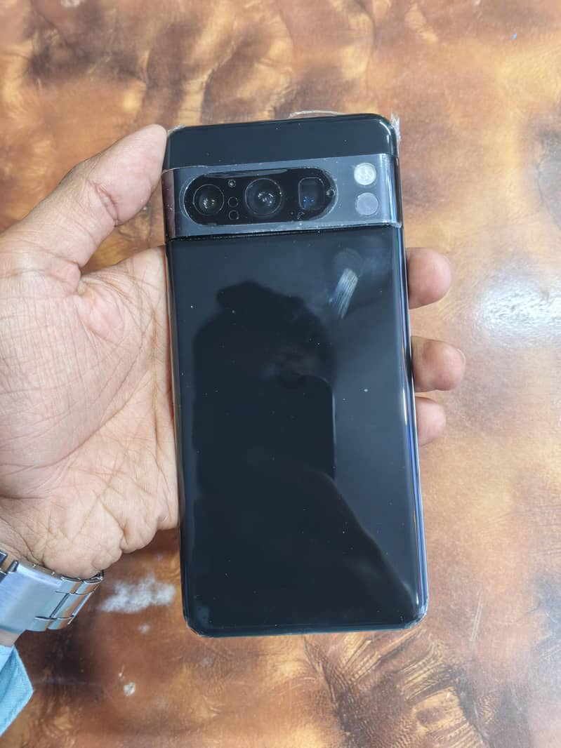 Google Pixel 8 Pro 1