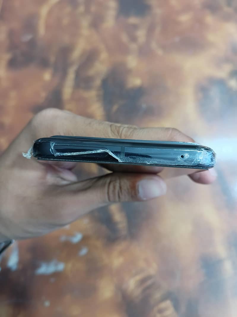 Google Pixel 8 Pro 3