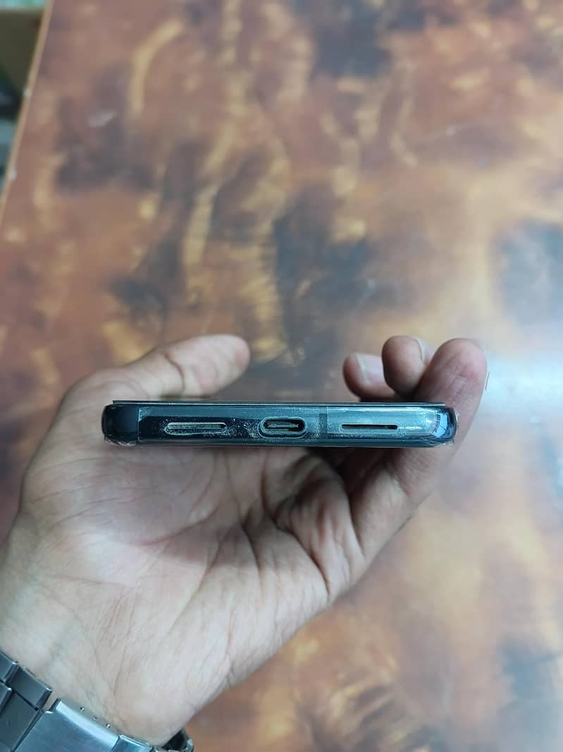 Google Pixel 8 Pro 5