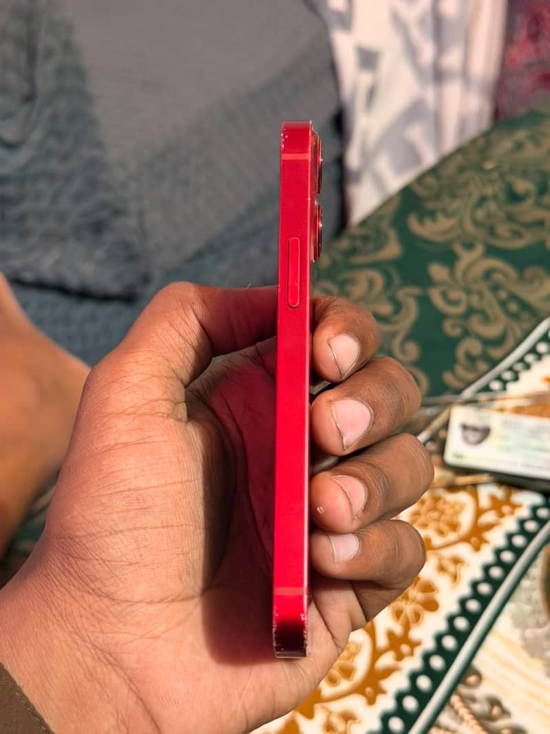 Apple iPhone 13 mini 1