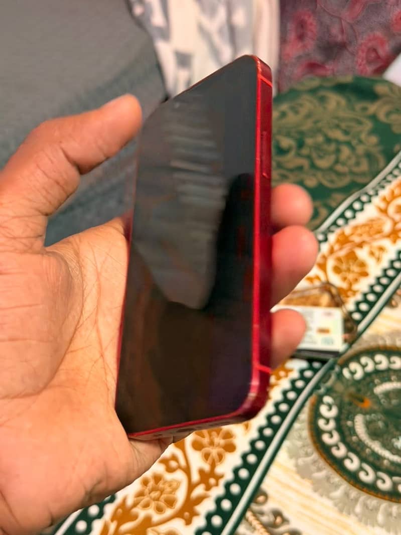 Apple iPhone 13 mini 3