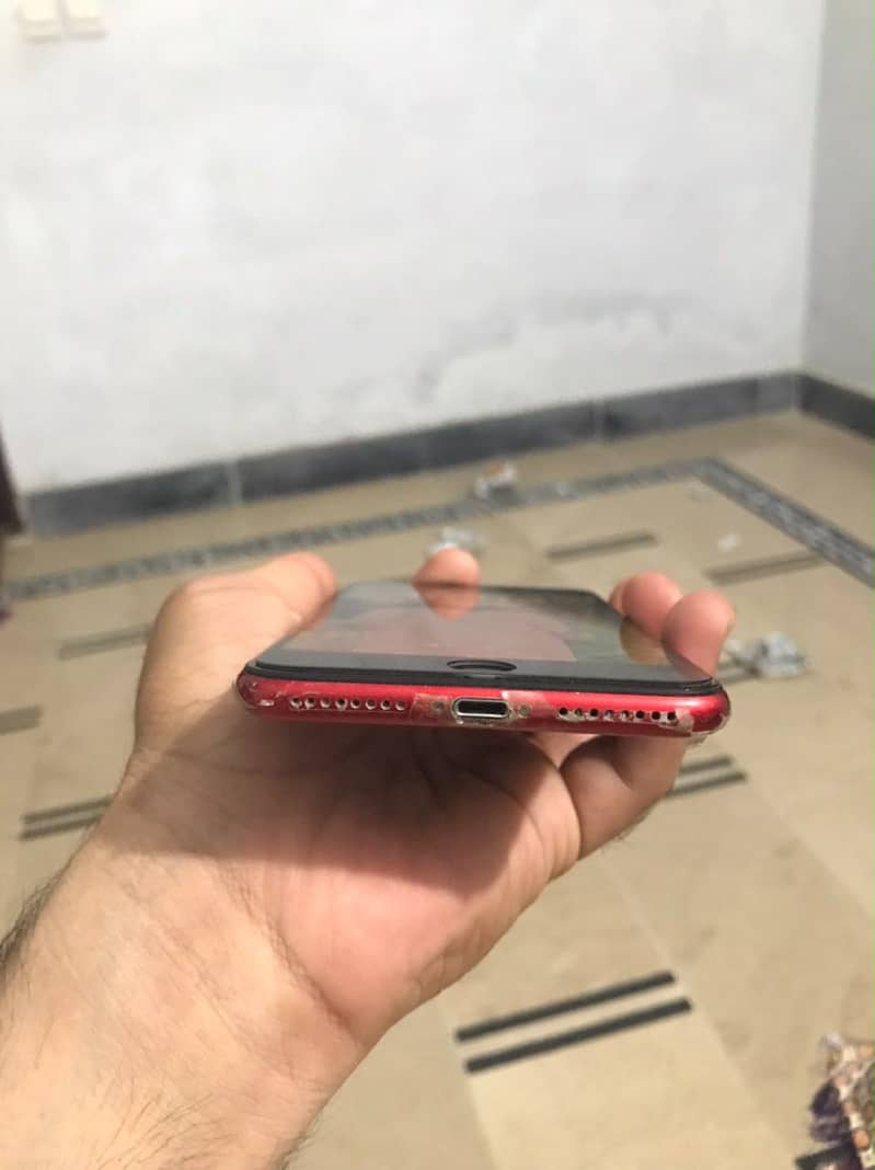 Apple iPhone 8 Plus 2