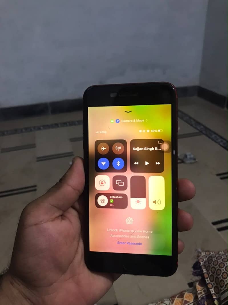 Apple iPhone 8 Plus 3