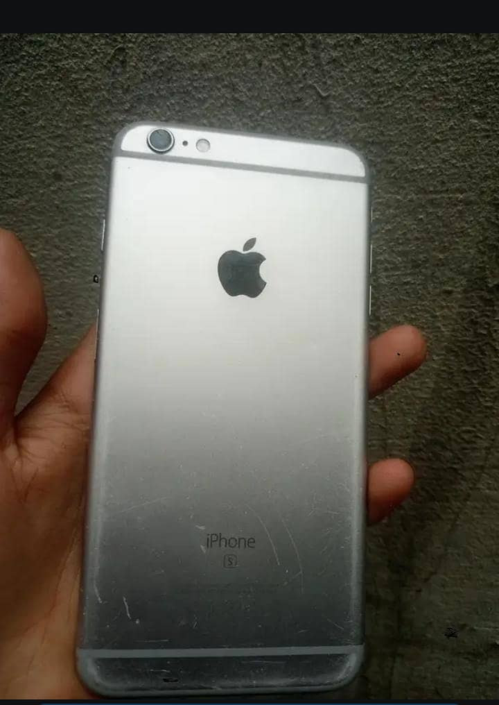 Apple iPhone 6S Plus 3