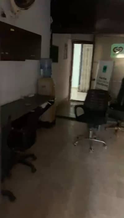 Sami furnished office for rent 600sqft in shahar e Faisal.