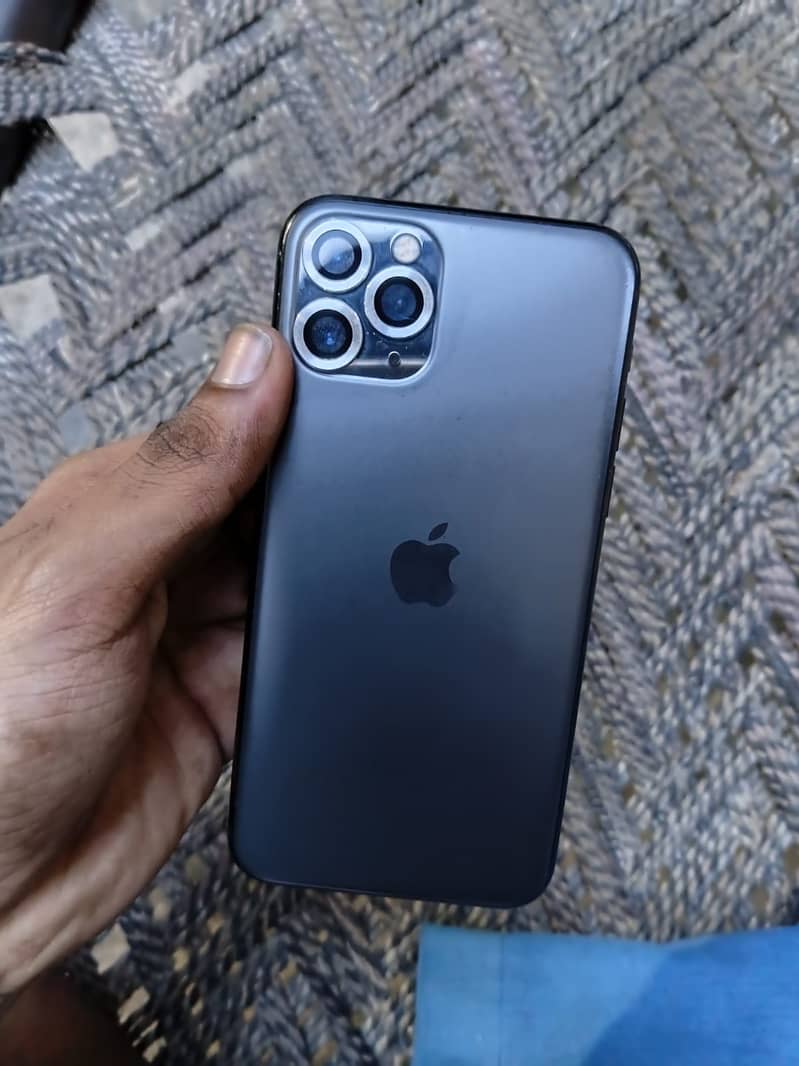 Apple iPhone 11 Pro 5