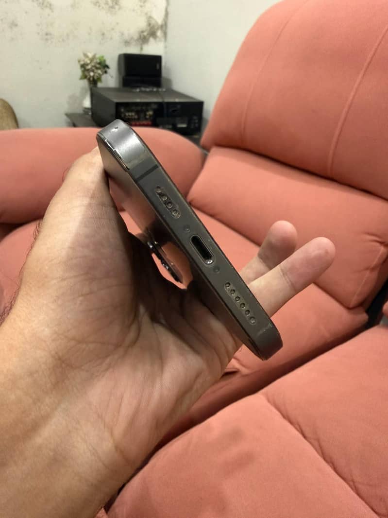 Apple iPhone 12 Pro Max 1