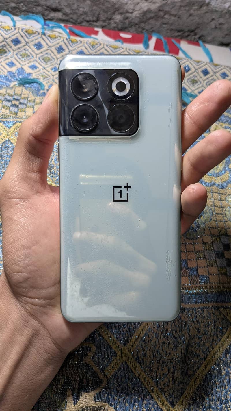 One Plus 10T 4