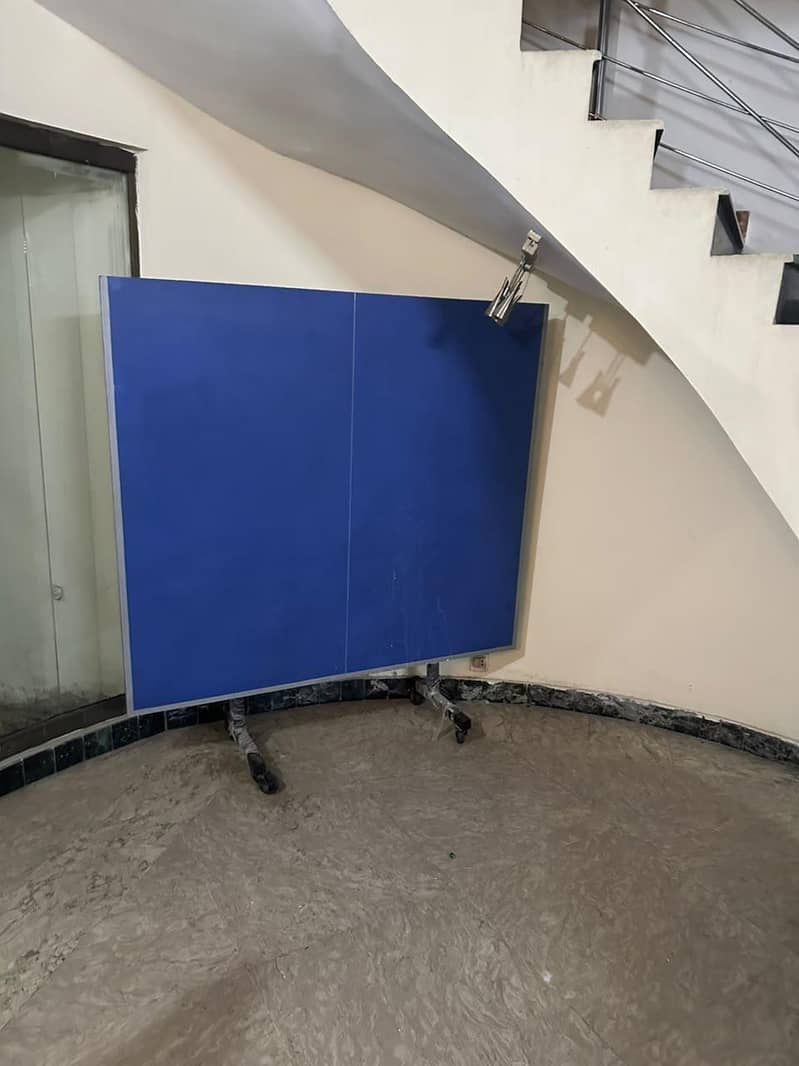TABLE TENNIS TABLE 1