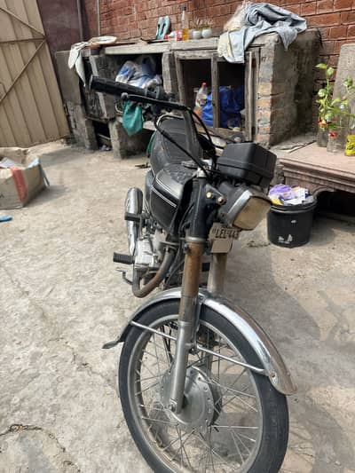 Honda 125 CD 125 2012 model