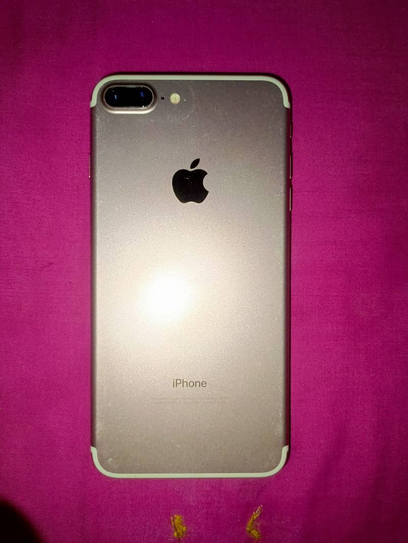Apple iPhone 7 Plus 0