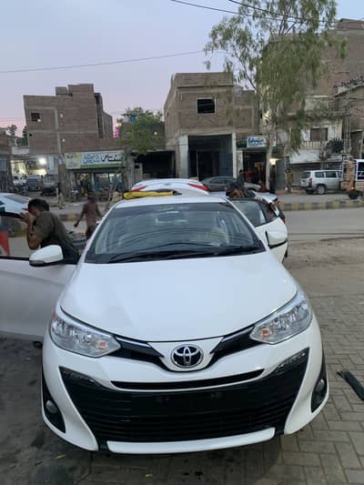 Toyota Yaris 2021 1.5 ativ X full option