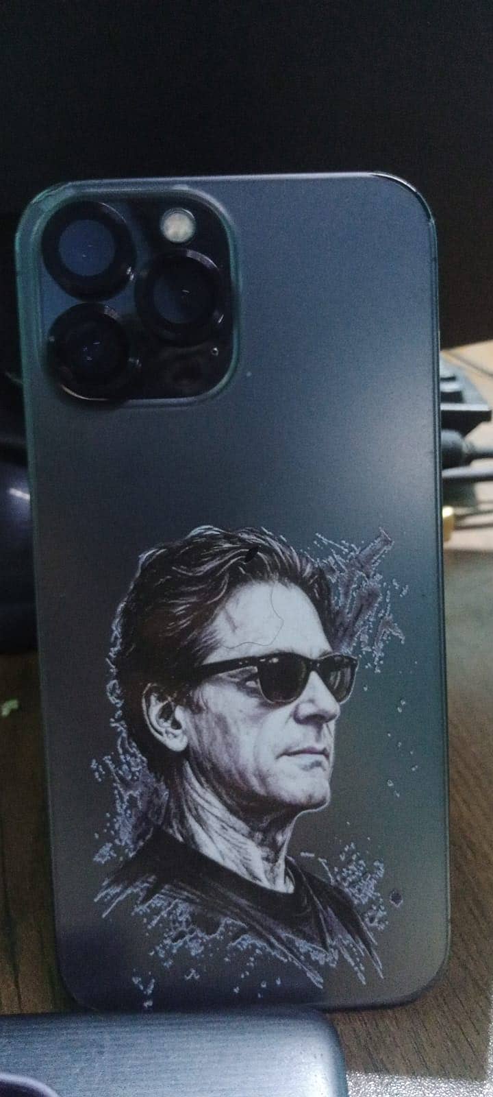 Apple iPhone 13 Pro Max 1