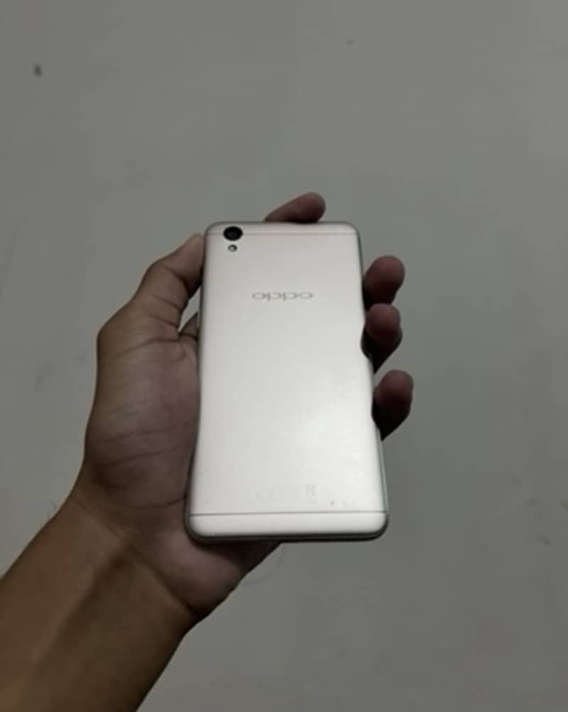 OPPO A37 2