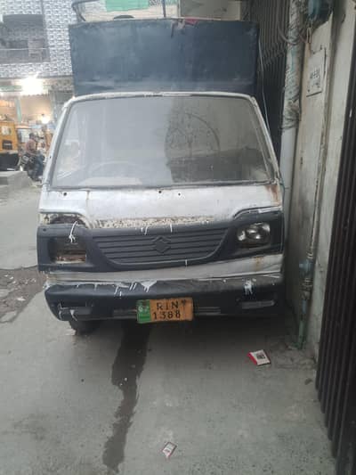 Suzuki Ravi 2015