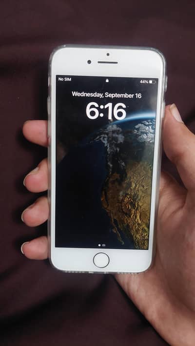 iPhone 8 64GB White - Non PTA Sim working