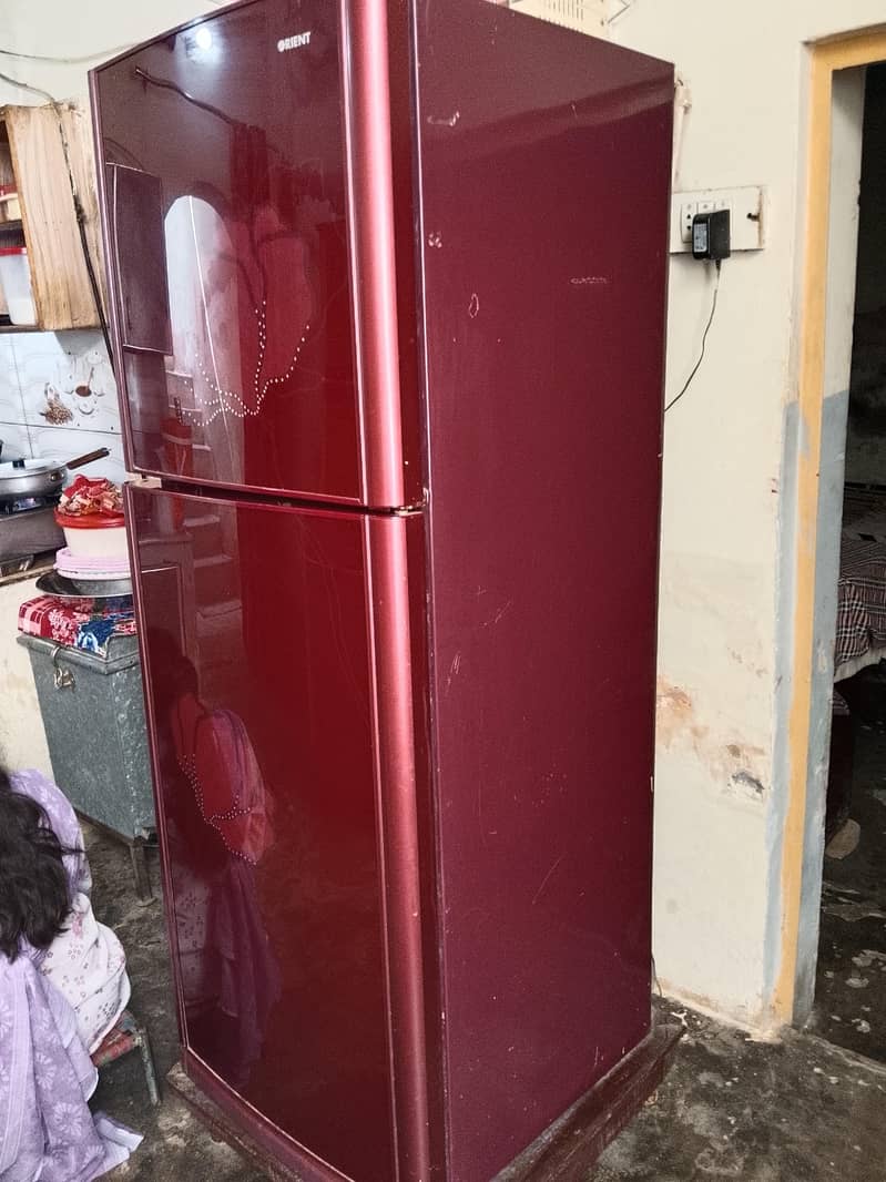 Orient fridge 0