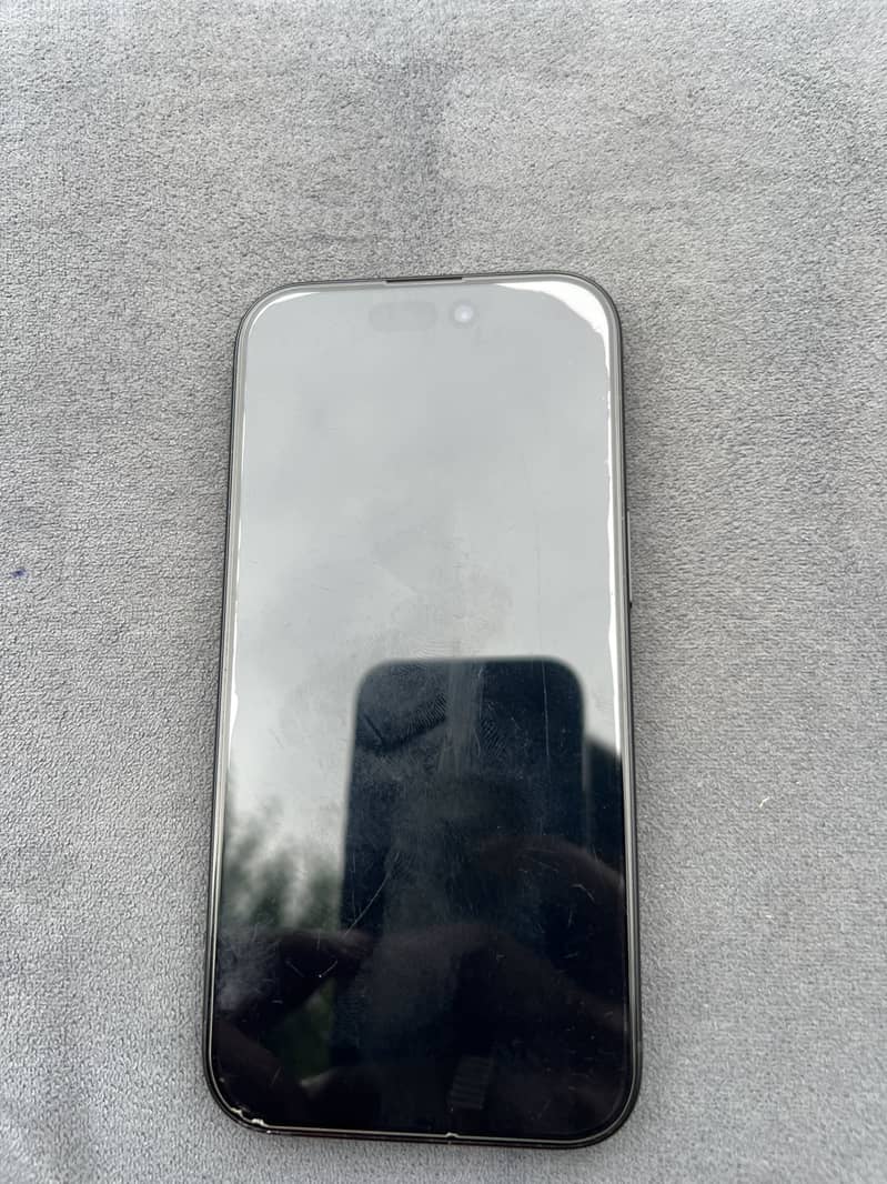 Apple iPhone 15 4