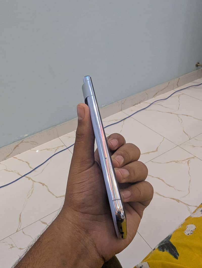 Google Pixel 8 Pro(official) 1