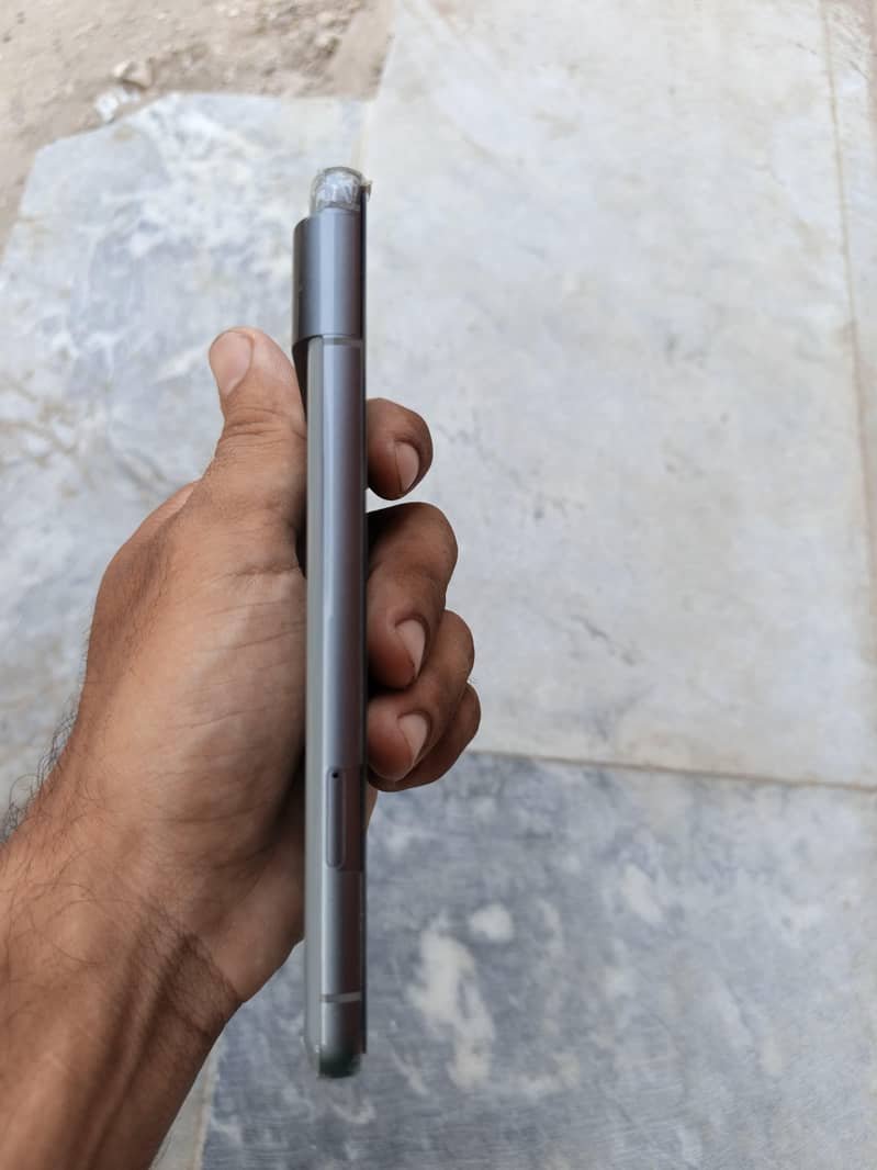 Google Pixel 8 1