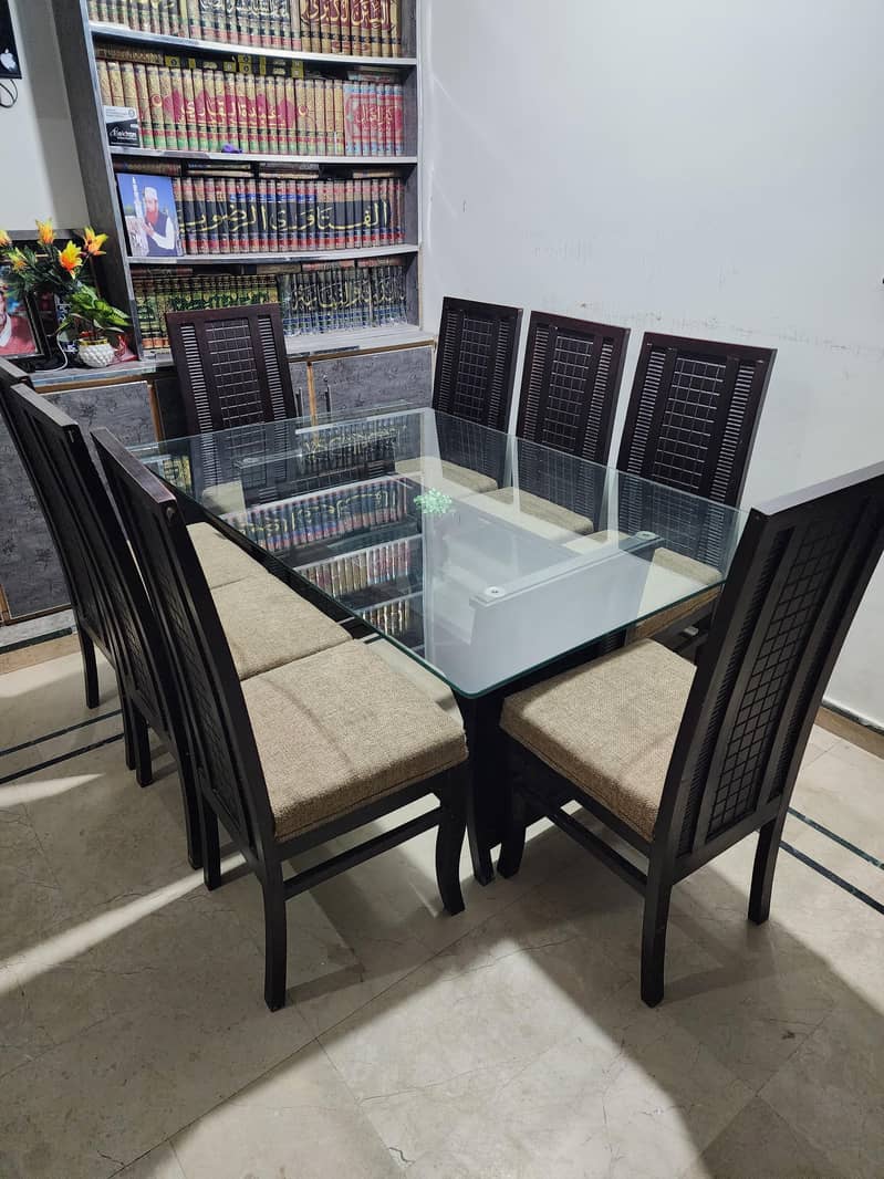 dining table new condition 2