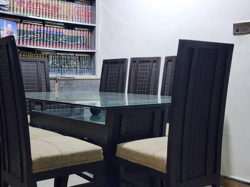 dining table new condition 5