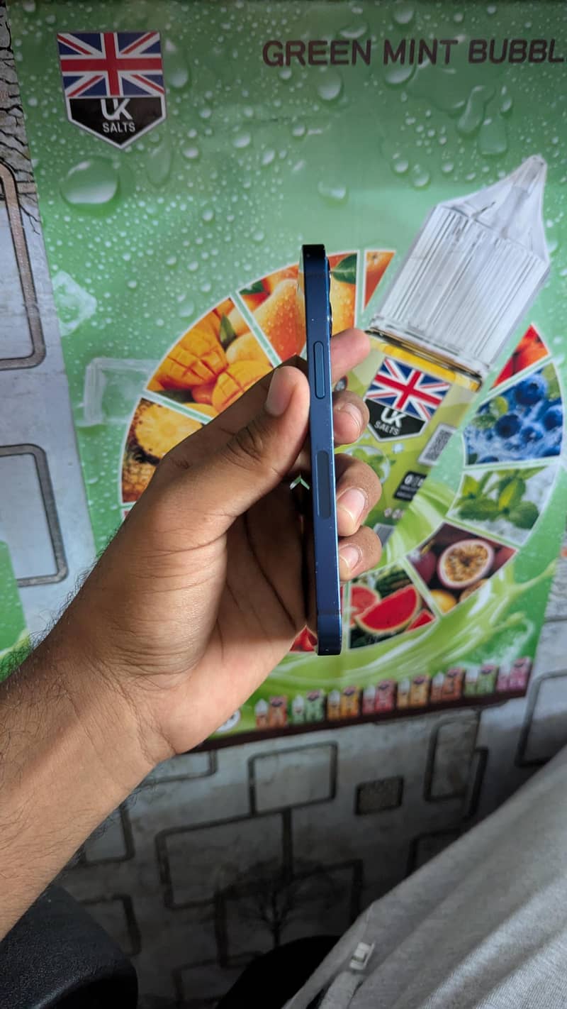 Apple iPhone 12 mini 2