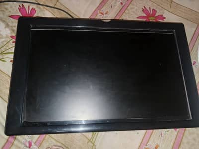 LCD sale 18 inch