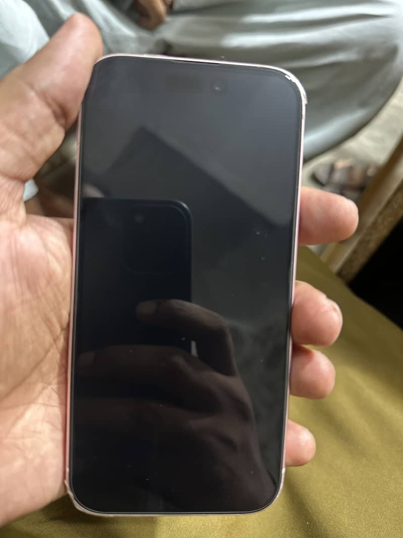 Apple iPhone 15 5