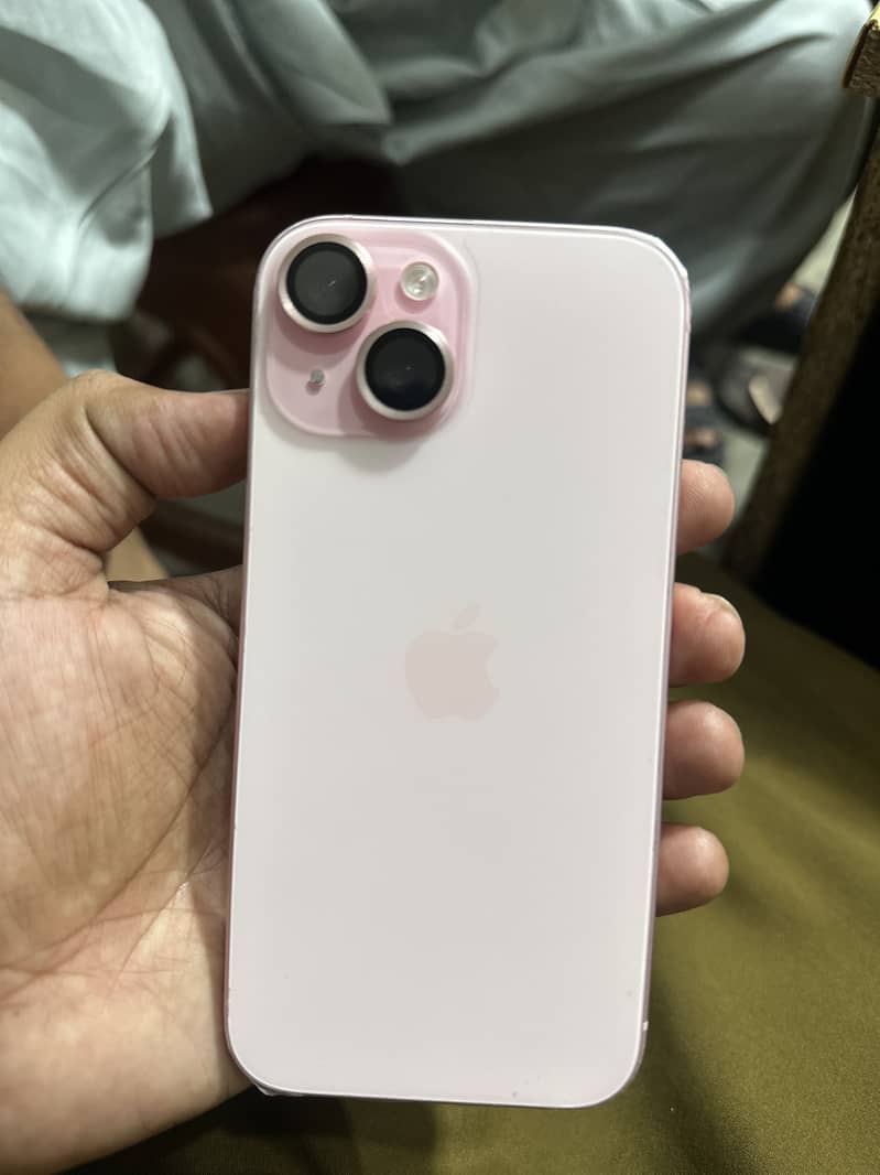Apple iPhone 15 7
