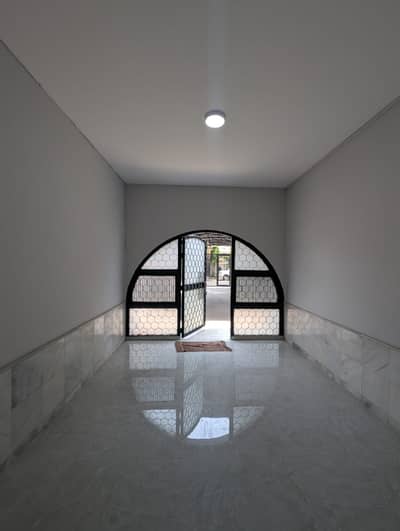 11-MARLA PURPOSE BUILT OFFICE / CLINIC BUILDING FOR SALE IN NEW MUSLIM TOWN