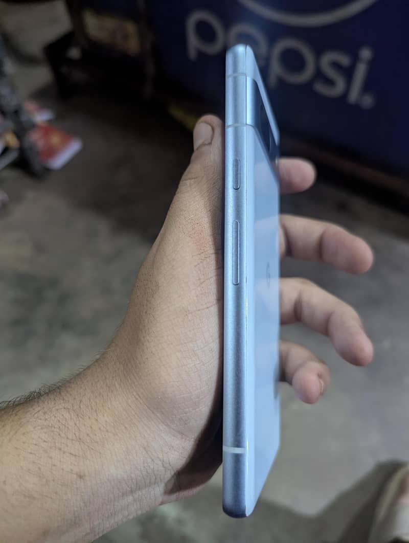 Google Pixel 7a 2