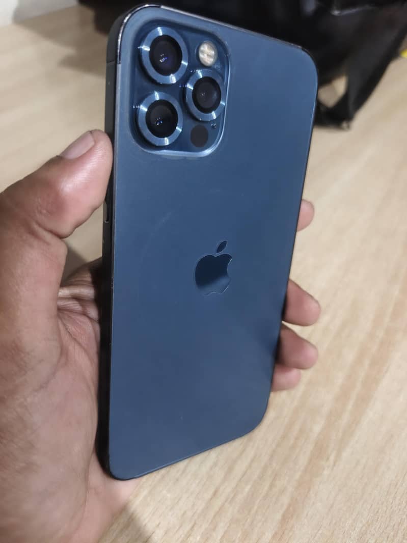 Apple iPhone 12 Pro 0