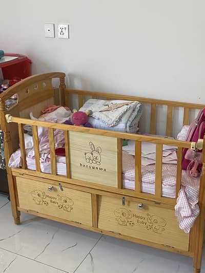 Baby cot for sale