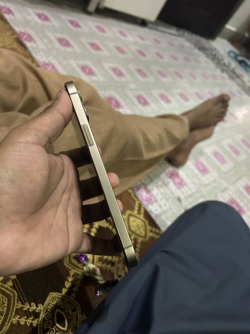 Apple iPhone 12 Pro Max 0