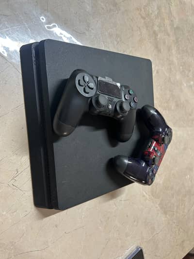 PS4 SLIM 1TB