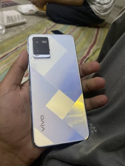 Vivo Y21