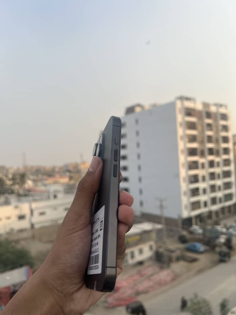 Apple iPhone 15 Pro 5