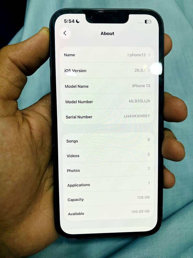 Apple iPhone 13 4