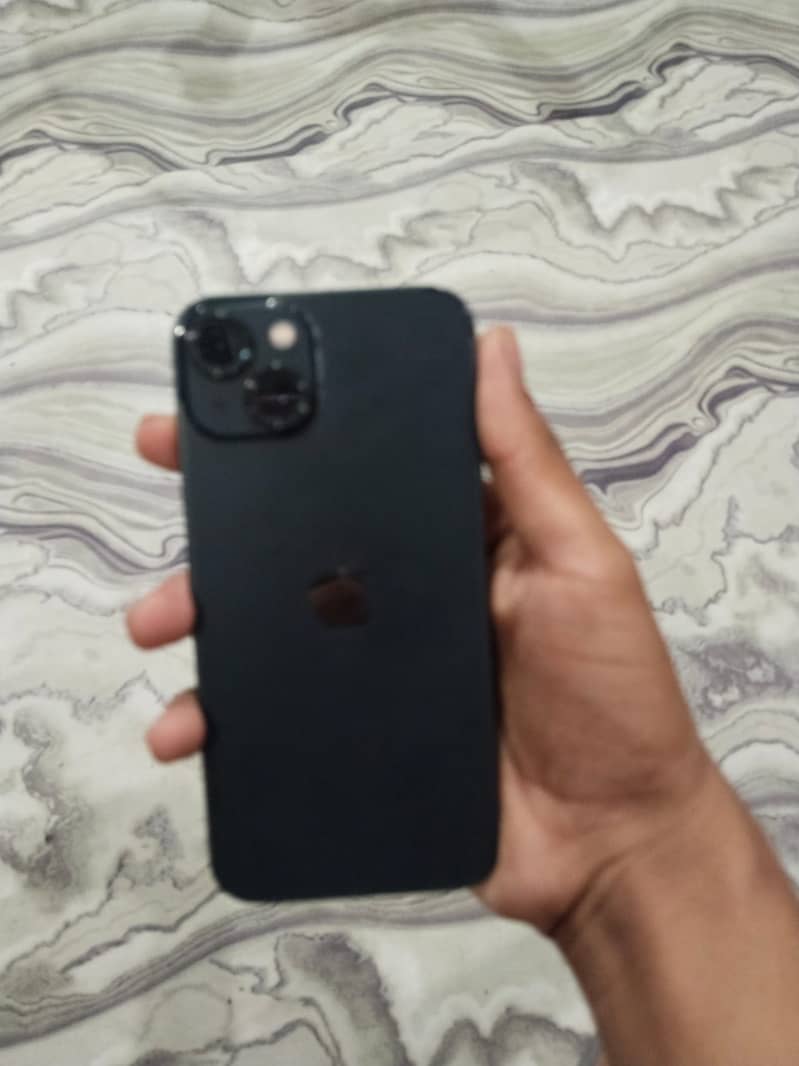 Apple iPhone 13 6
