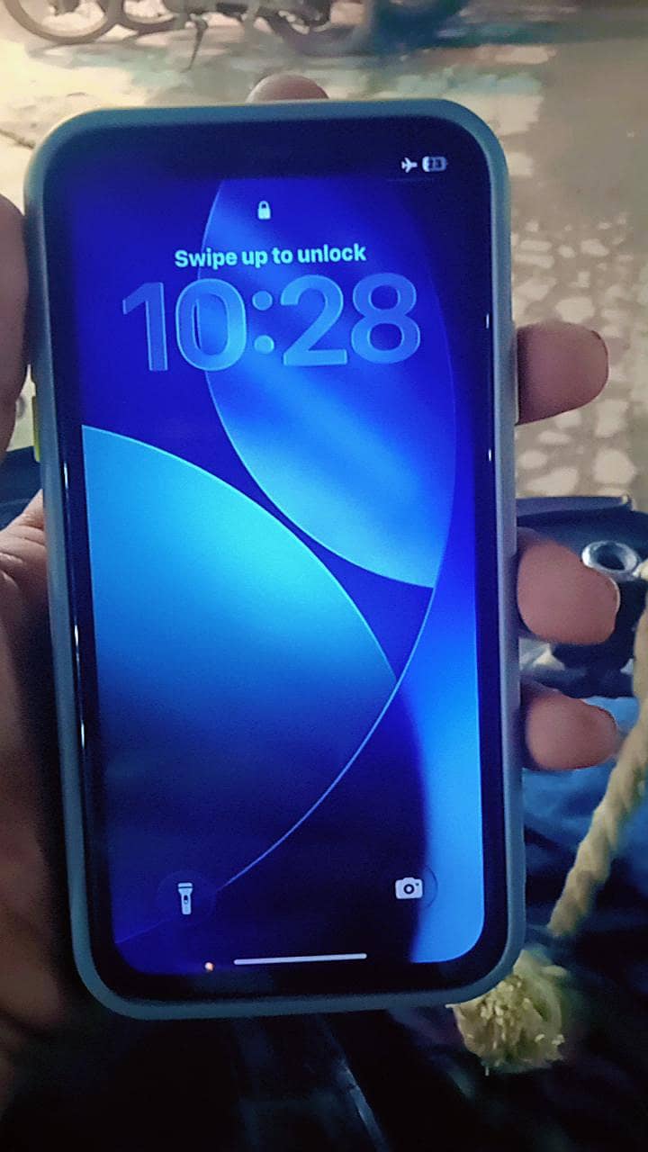 Apple iPhone 11 0