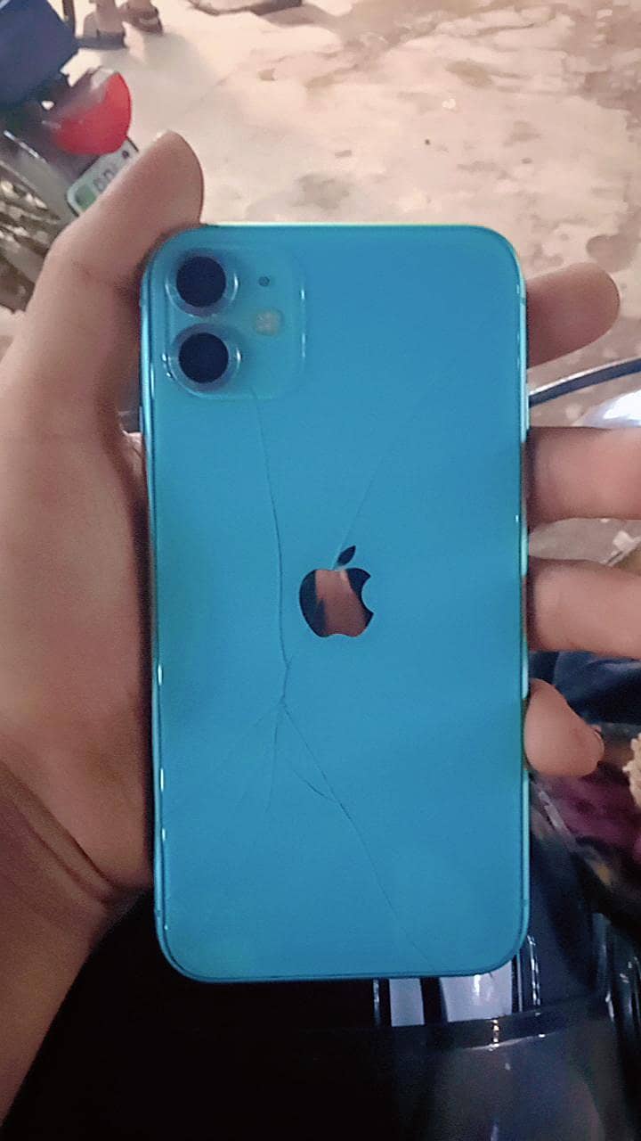 Apple iPhone 11 2