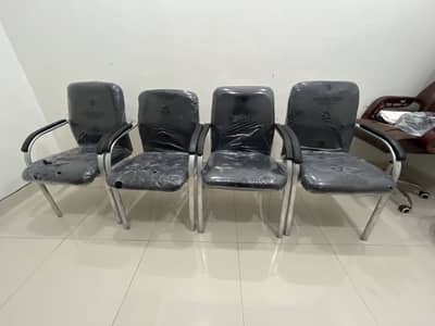 Black & Silver Comfortable Visitor Chairs
