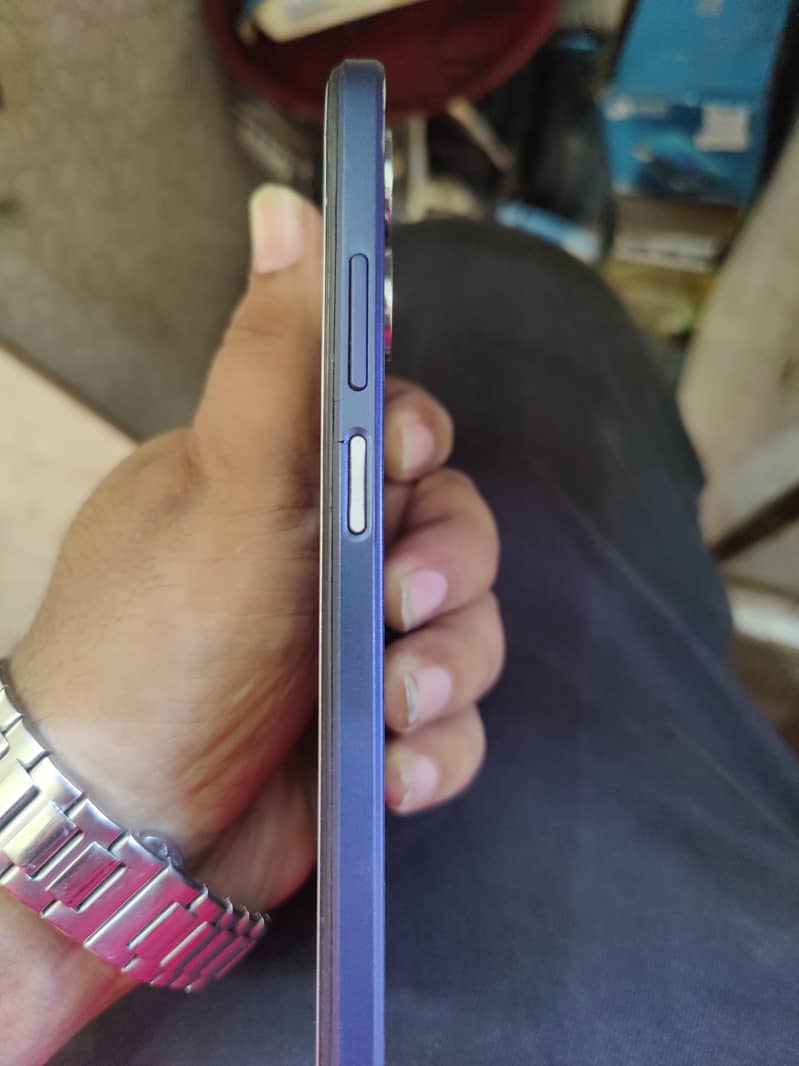 OPPO A17 4