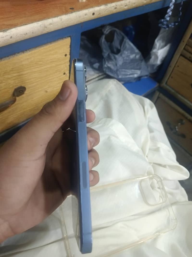 Apple iPhone 13 Pro Max 1
