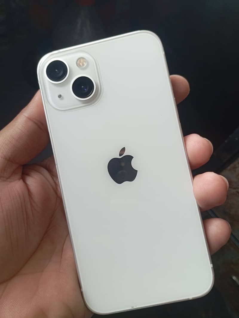 Apple iPhone 13 2