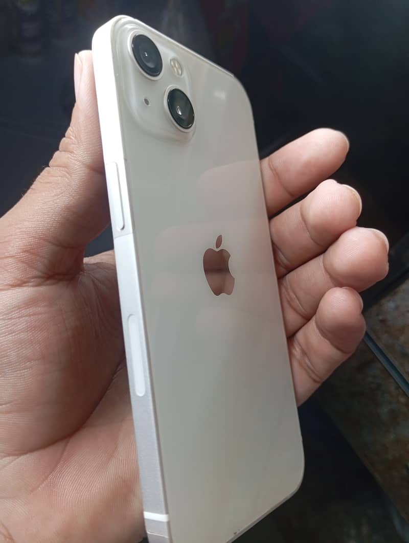 Apple iPhone 13 3