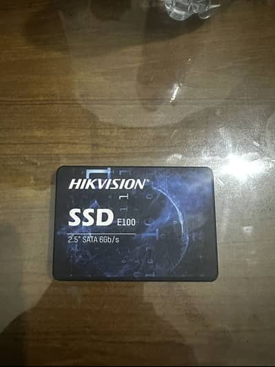 HIKVISION 256gb ssd 100 health