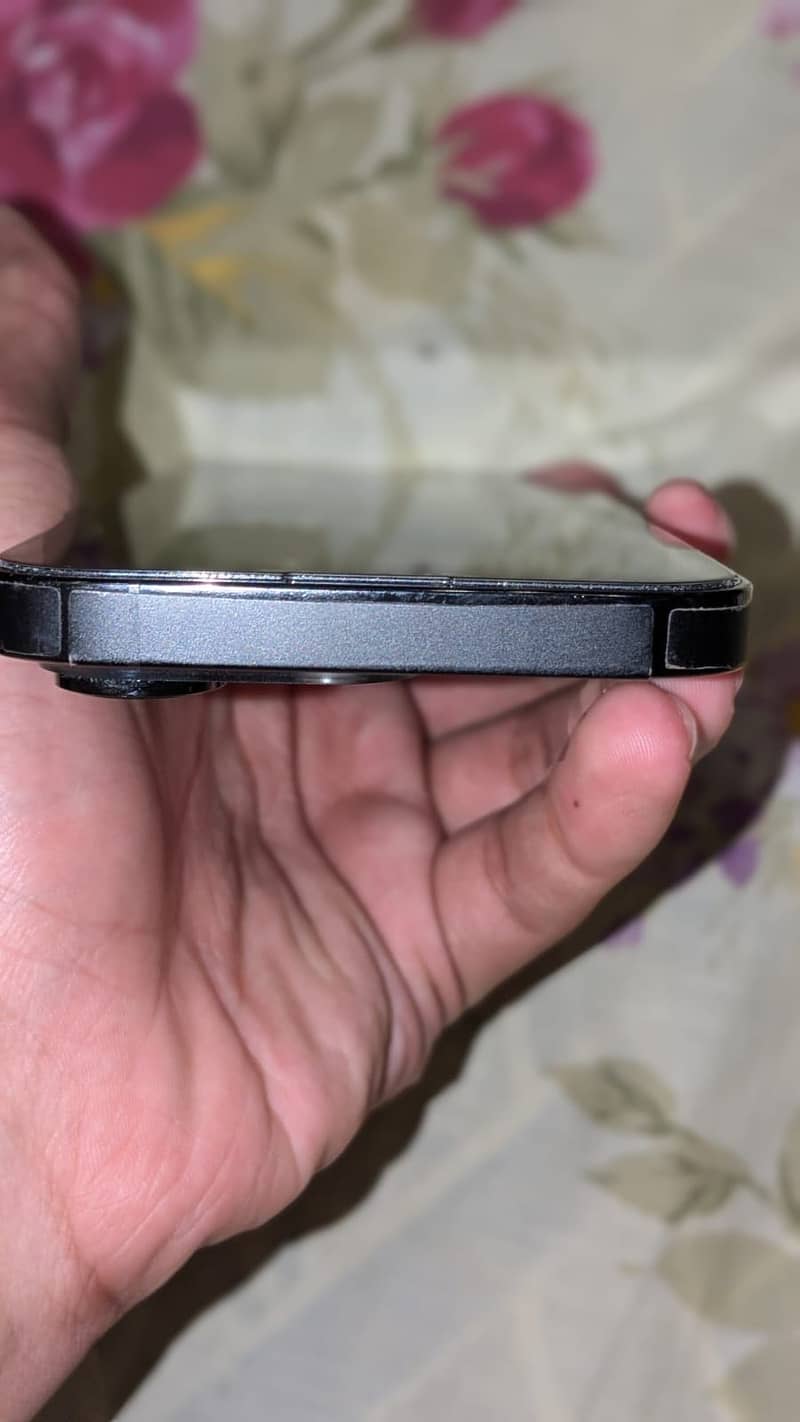 Apple iPhone 14 Pro 7