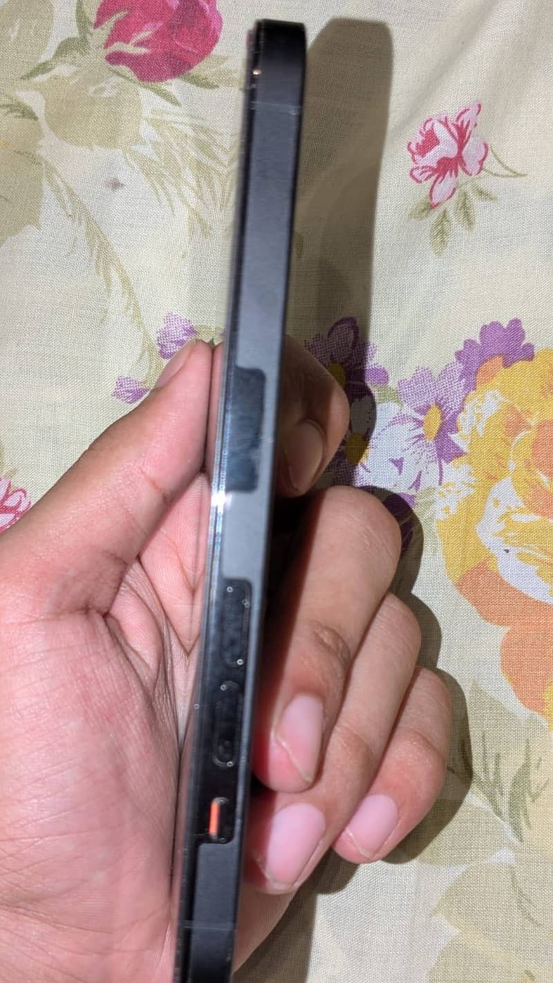 Apple iPhone 14 Pro 8